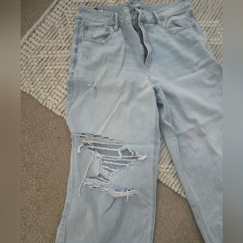 American Eagle Outfitters Light Wash Wide-Leg Jeans, 14 Petite - Picture 3 of 8